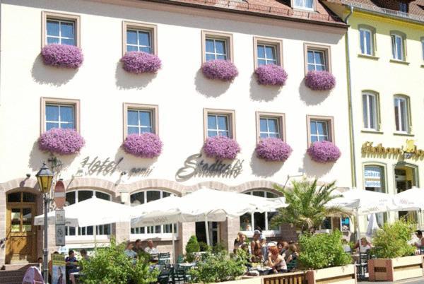 Stadtcafe Hotel Garni Хаммельбург Экстерьер фото