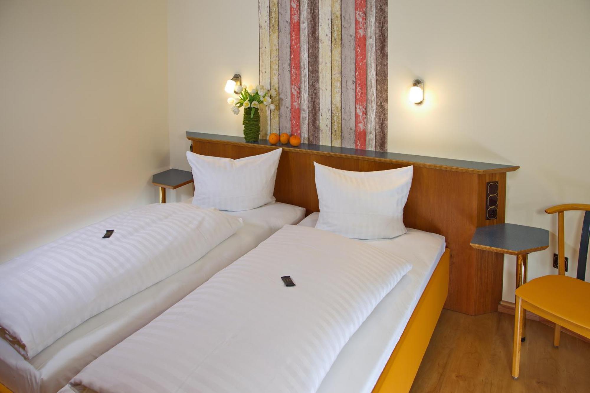 Stadtcafe Hotel Garni Хаммельбург Экстерьер фото