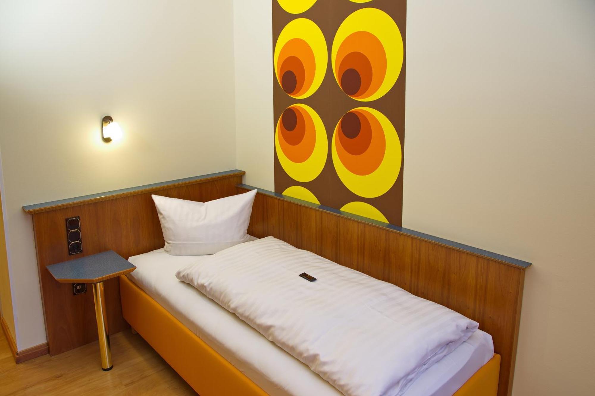 Stadtcafe Hotel Garni Хаммельбург Экстерьер фото